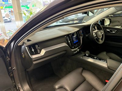 2022 Volvo XC60