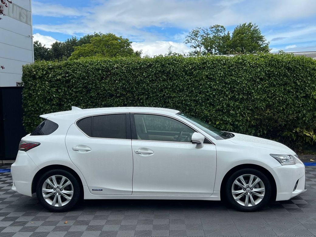 2017 Lexus CT 200h
