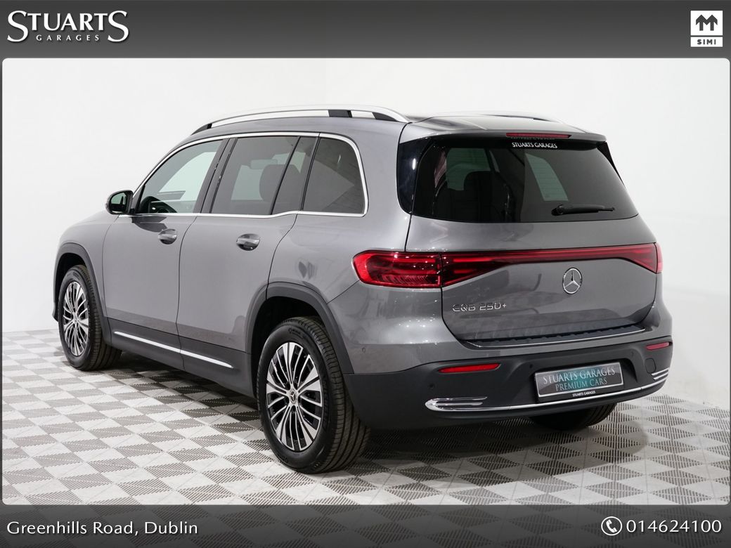 2025 Mercedes-Benz EQB