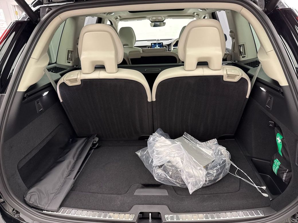 2025 Volvo XC90