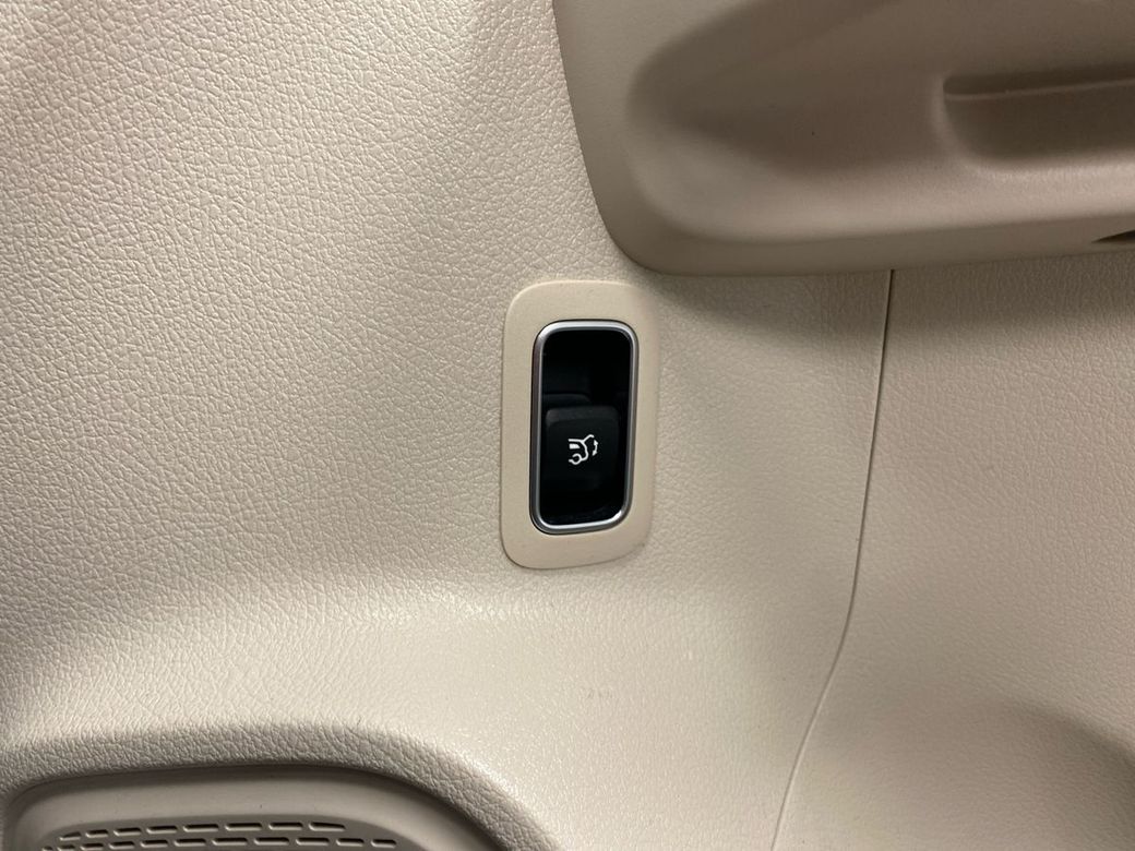 2021 Mercedes-Benz EQA