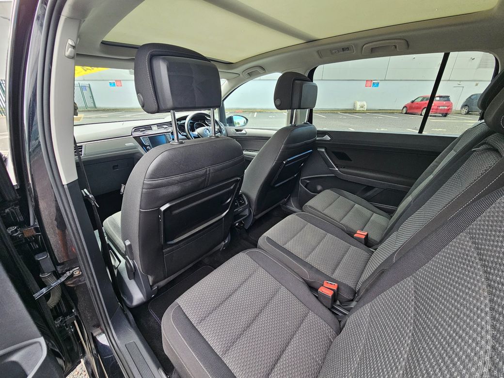 2016 Volkswagen Touran