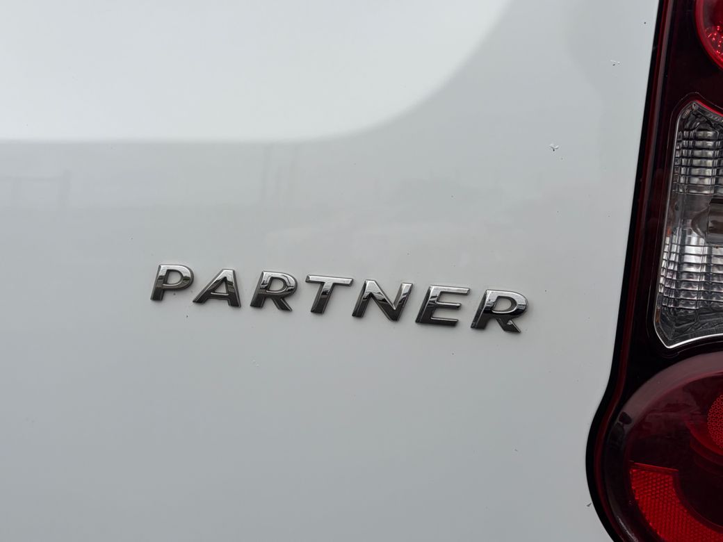 2019 Peugeot Partner
