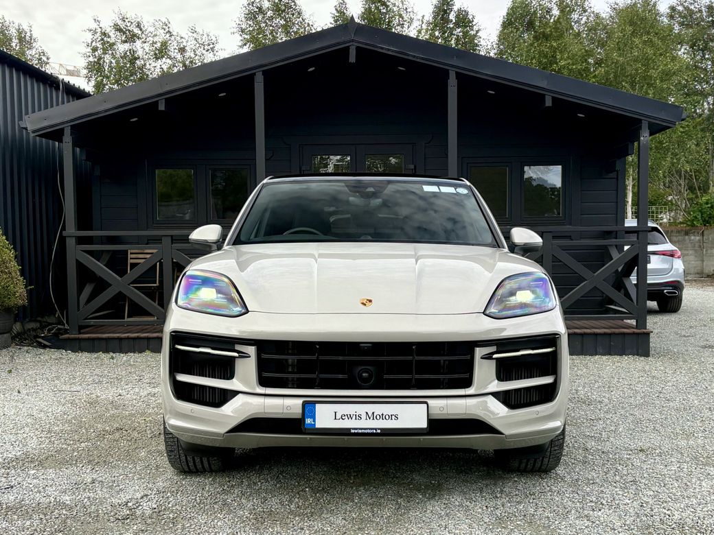 2025 Porsche Cayenne