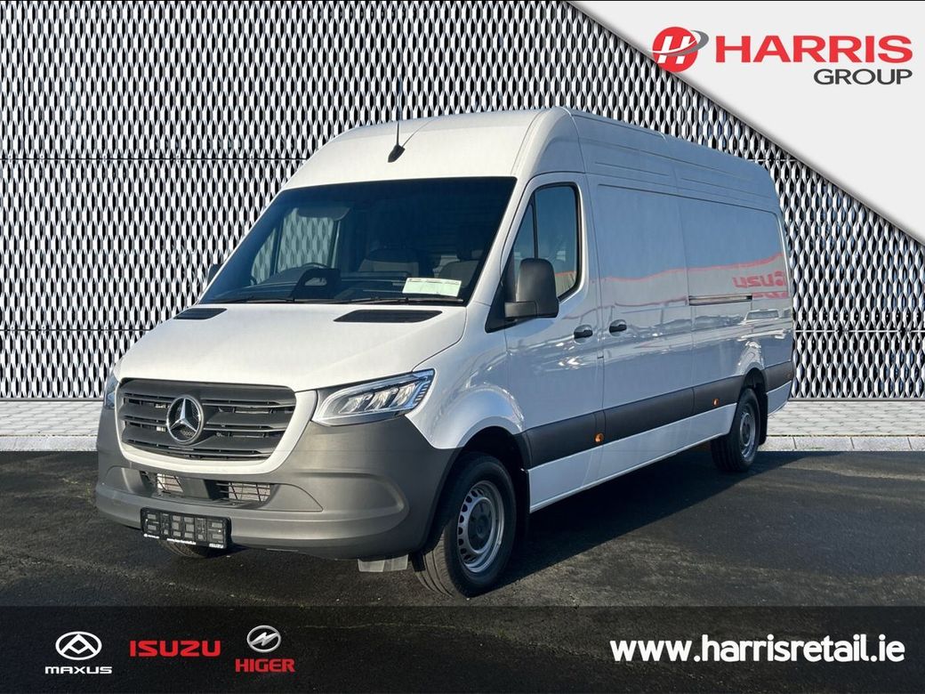2024 White Mercedes-Benz Sprinter