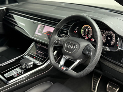 2024 Audi Q8