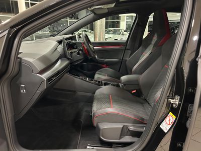 2025 Volkswagen Golf