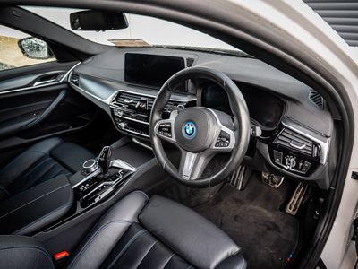 2022 BMW 5 Series