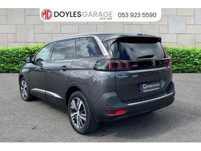 2022 Peugeot 5008