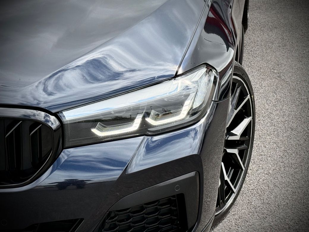 2022 BMW 5 Series