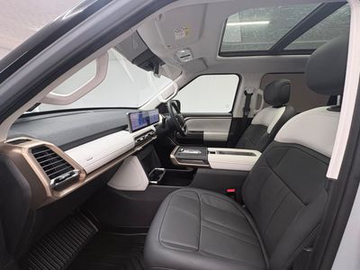 2027 Maxus eTERRON 9