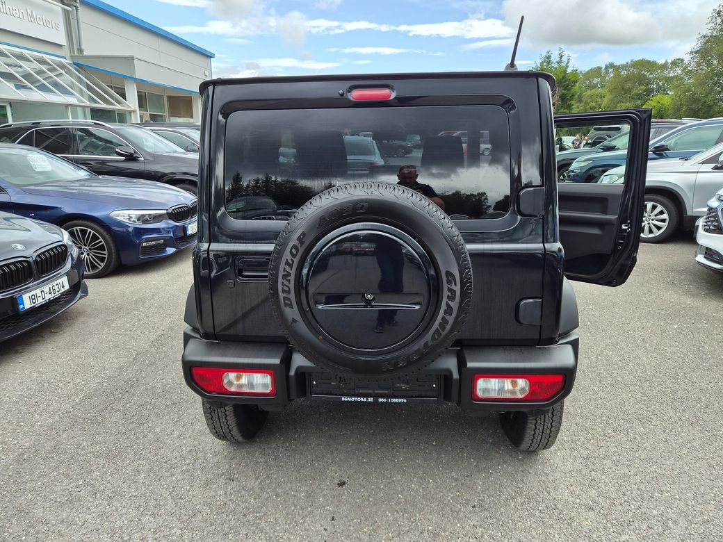 2025 Suzuki Jimny
