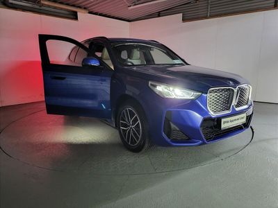 2025 BMW iX1