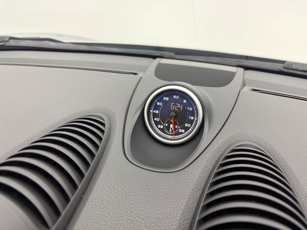 2022 Porsche Boxster