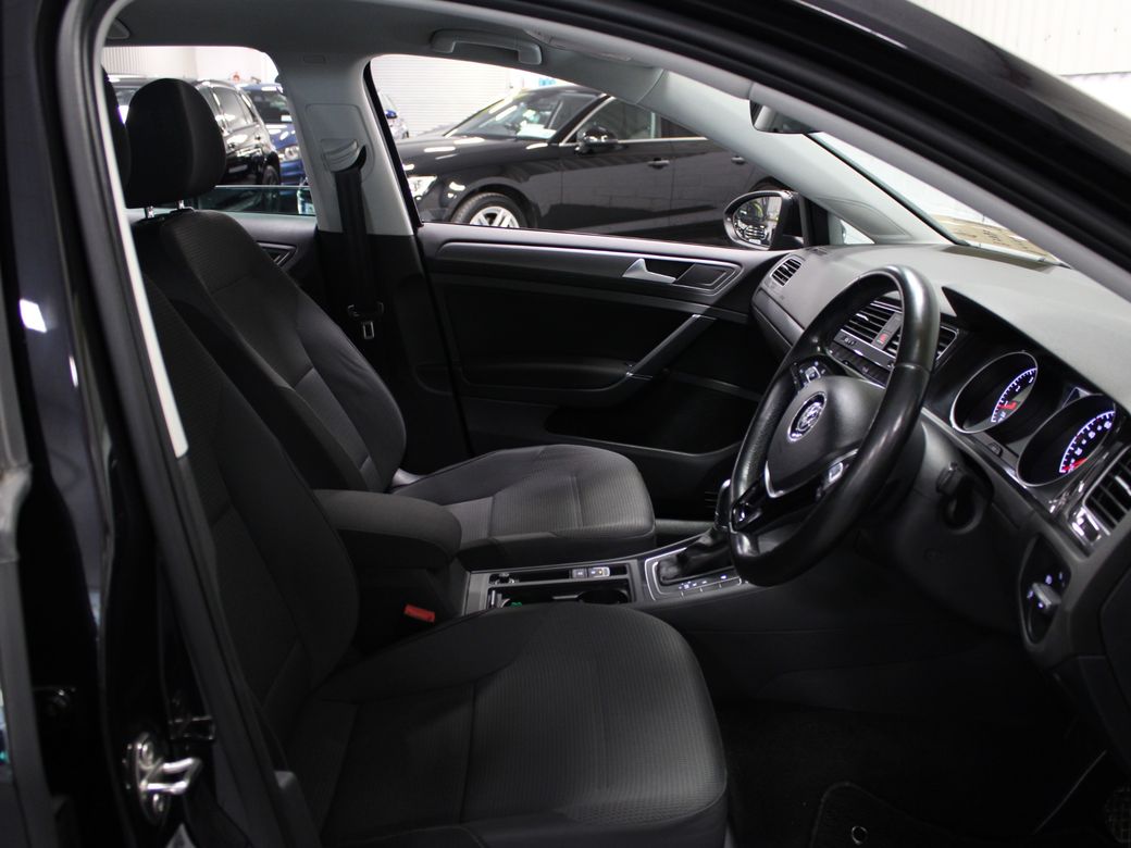 2017 Volkswagen Golf