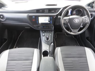 2017 Toyota Auris