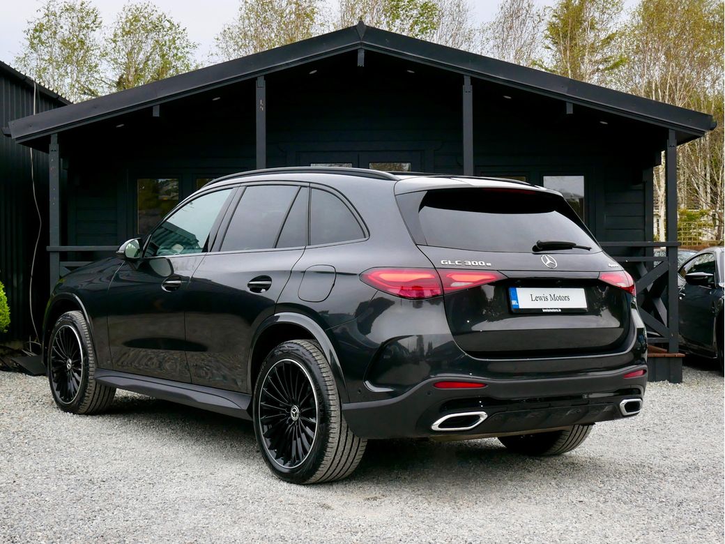 2025 Mercedes-Benz GLC Class