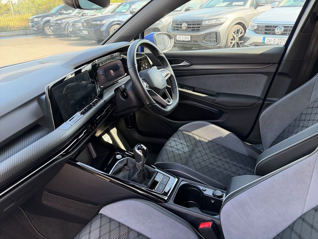 2024 Volkswagen Golf