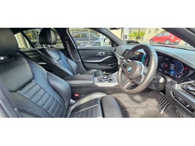 2021 BMW 330