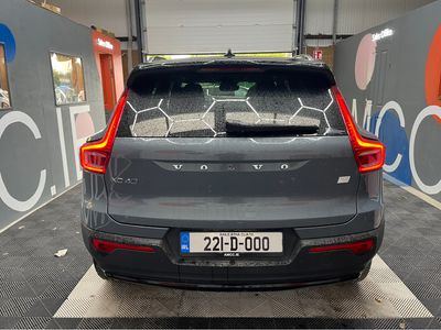 2022 Volvo XC40