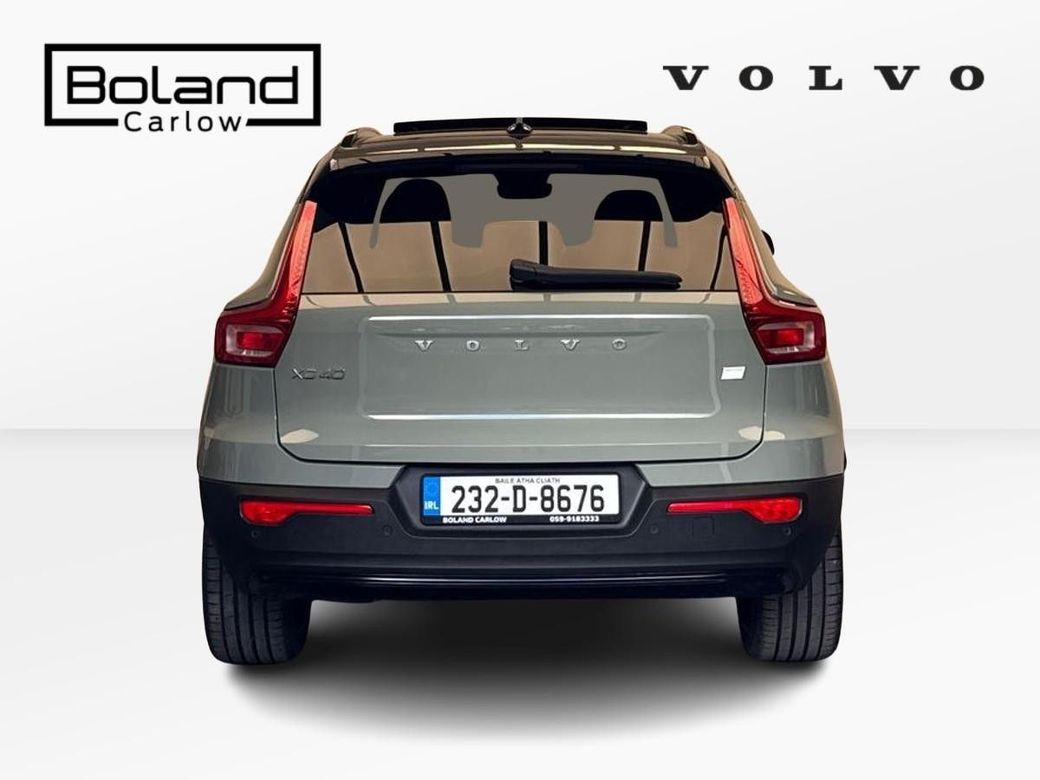 2023 Volvo XC40