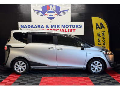 2016 Toyota Sienta