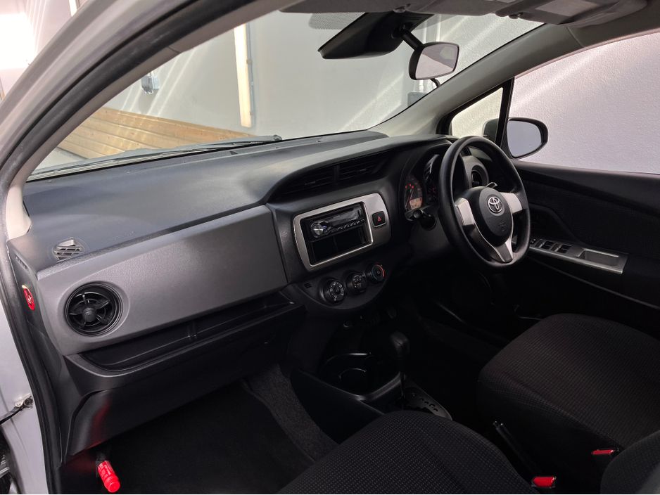2016 Toyota Vitz