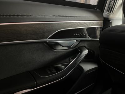 2024 Audi A8