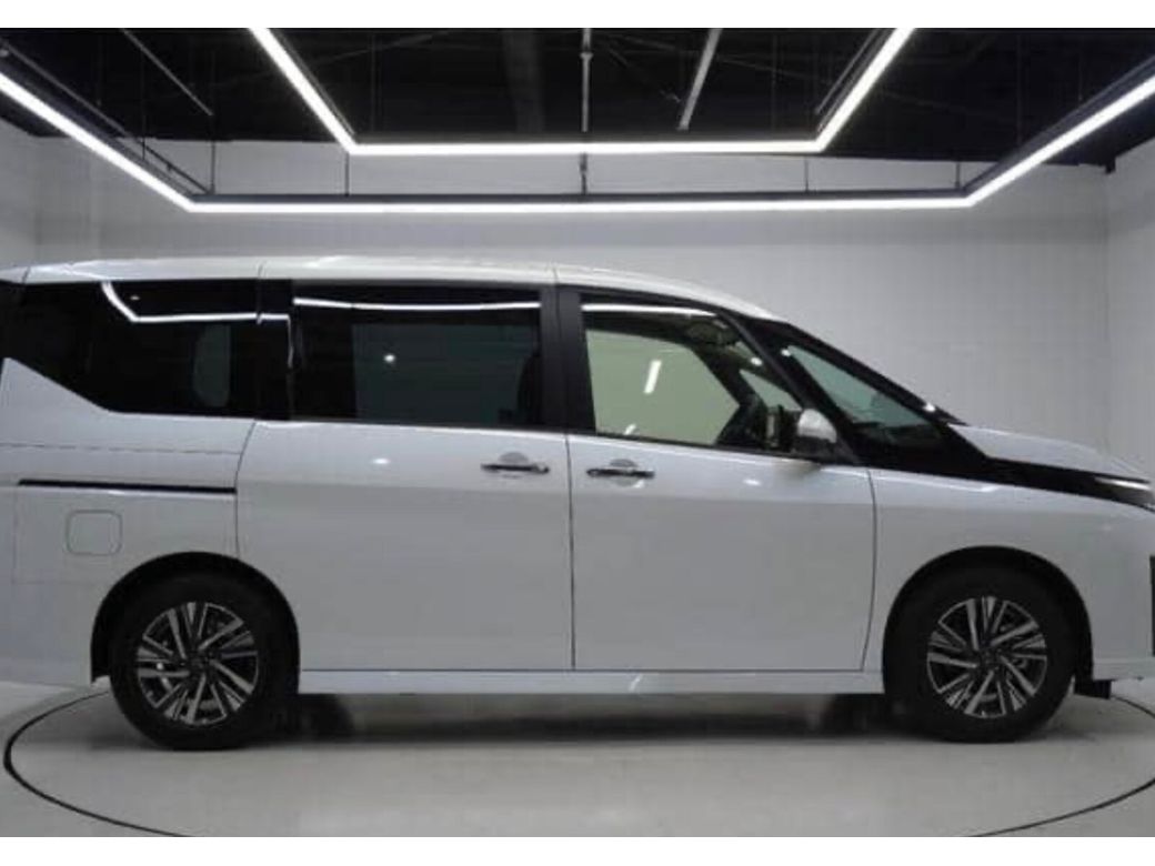 2024 Nissan Serena