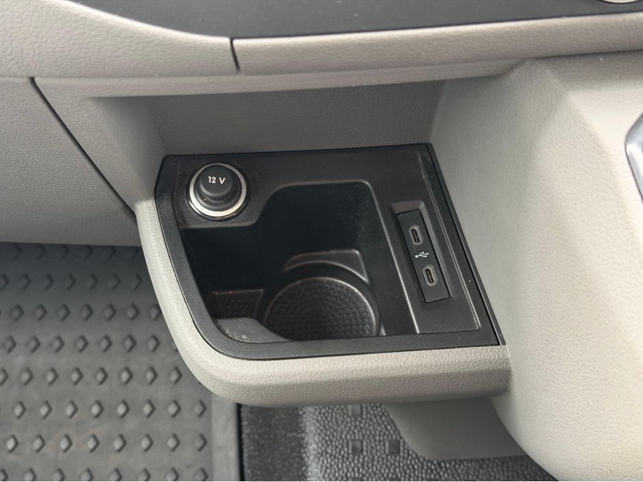 2021 Volkswagen Transporter