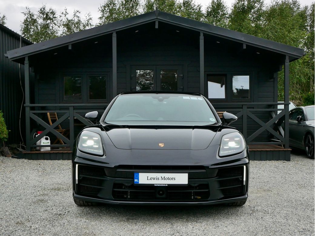 2025 Porsche Panamera