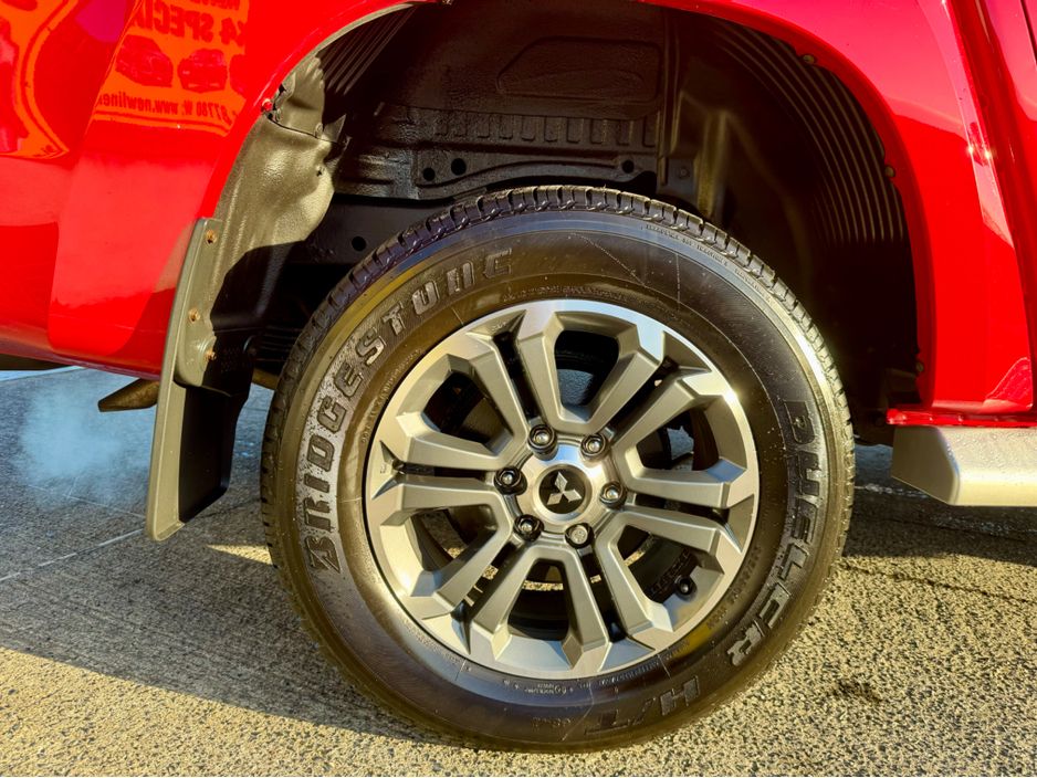 2020 Mitsubishi L200