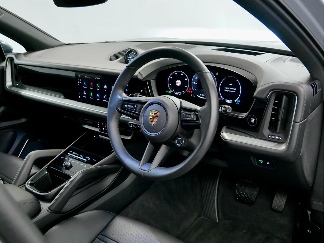 2025 Porsche Cayenne