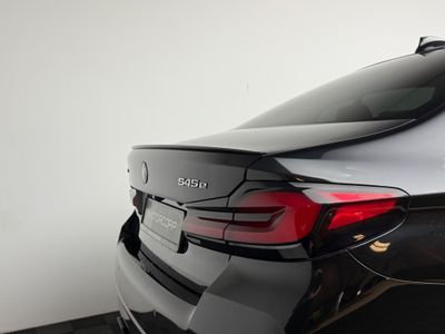 2022 BMW 5 Series