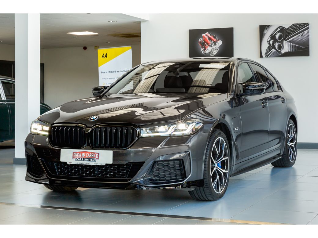 2023 BMW 530