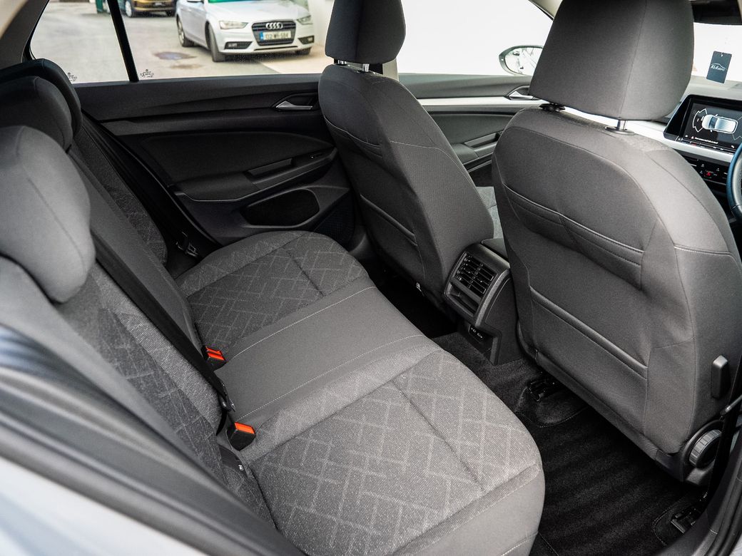 2022 Volkswagen Golf