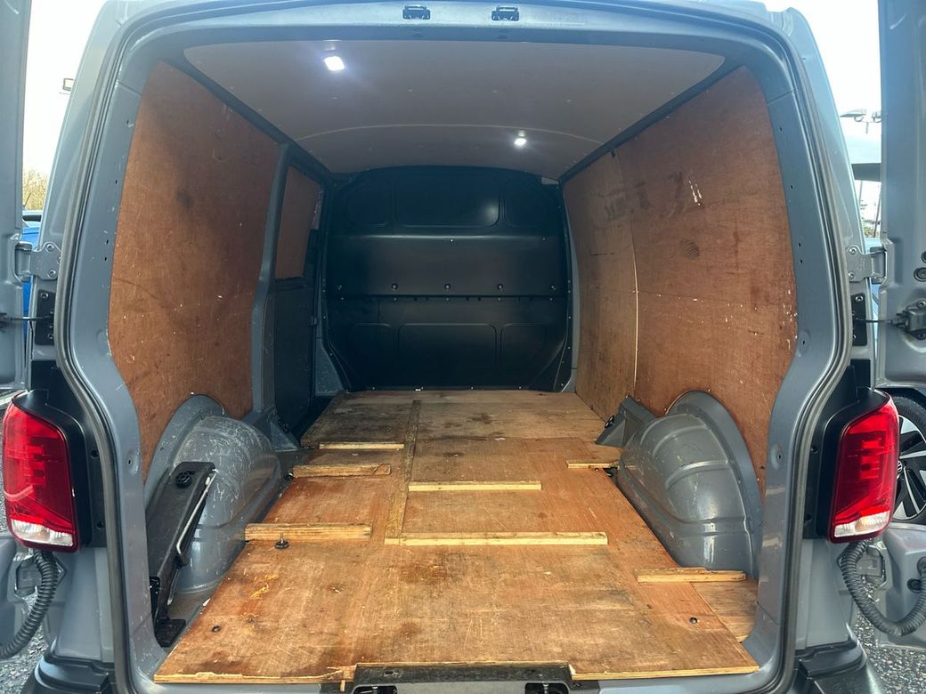 2021 Volkswagen Transporter