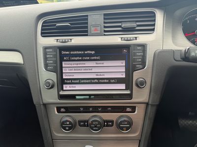 2017 Volkswagen Golf