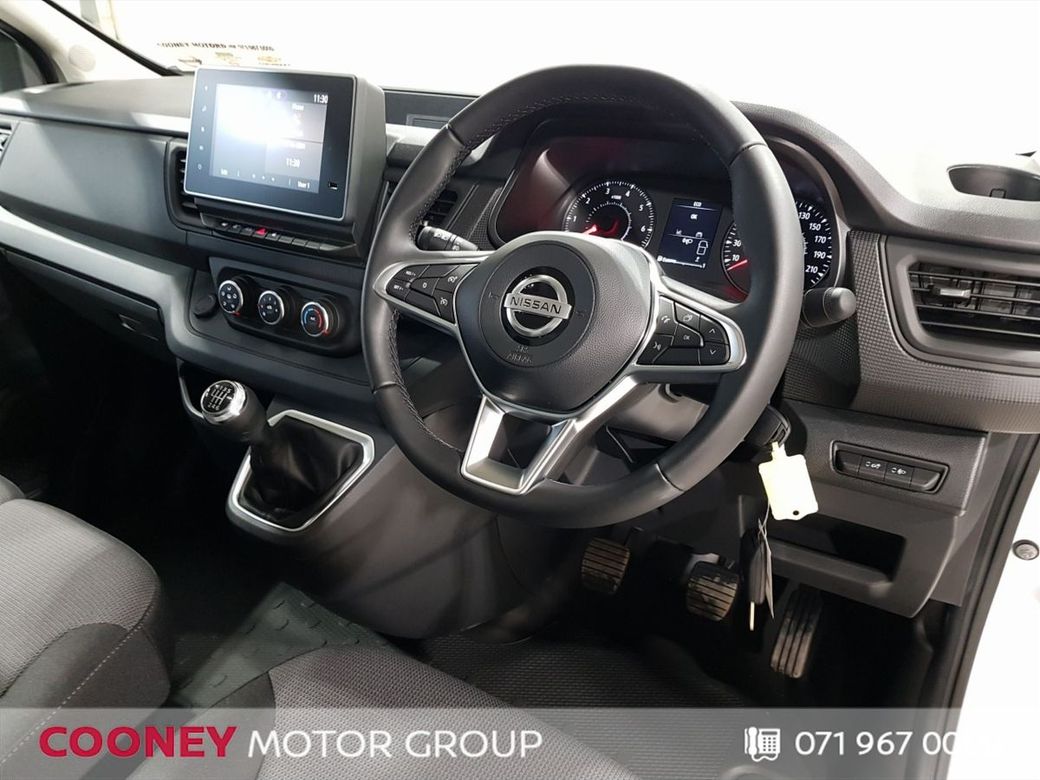 2025 Nissan Primastar