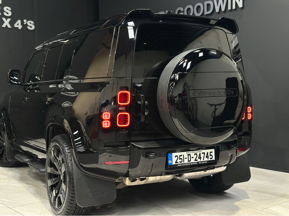 2025 Land Rover Defender