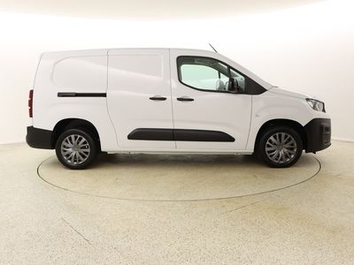 2022 Peugeot Partner