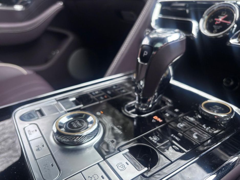 2024 Bentley Flying Spur