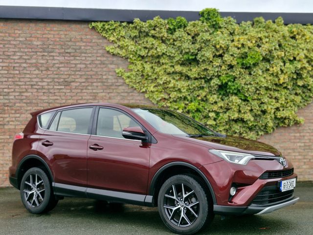 vehicle for sale from Leighstone Motors