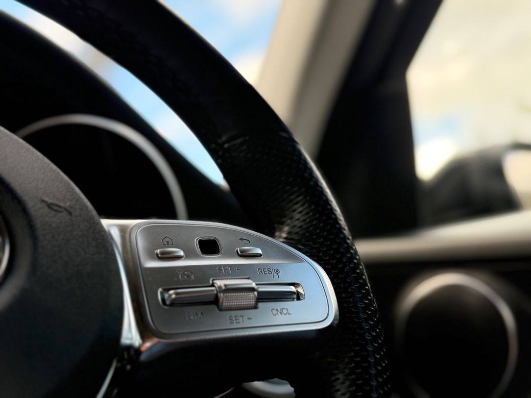 2021 Mercedes-Benz GLC Class