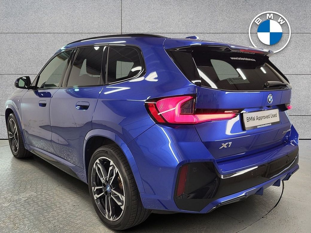 2023 BMW X1