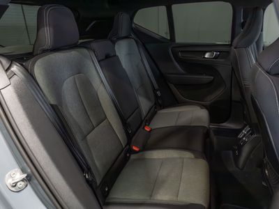 2022 Volvo XC40