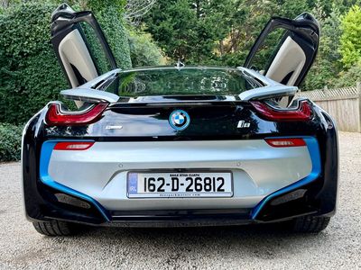2016 BMW i8