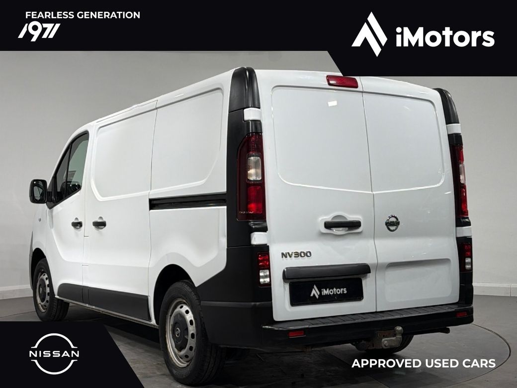 2021 Nissan NV300