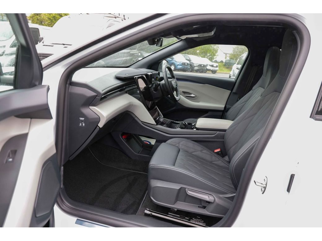 2025 Ford Capri