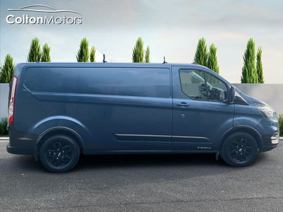 2022 Ford Transit Custom